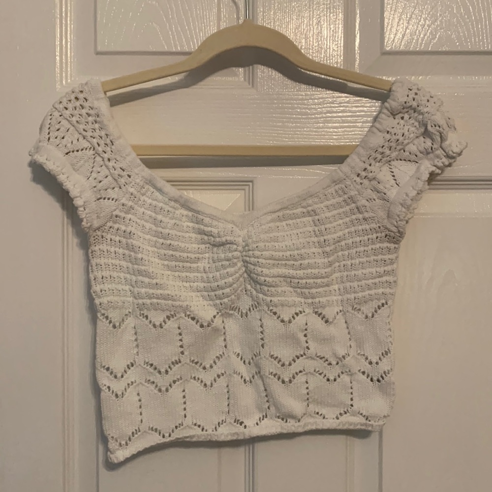 Cute Aeropostale crop top